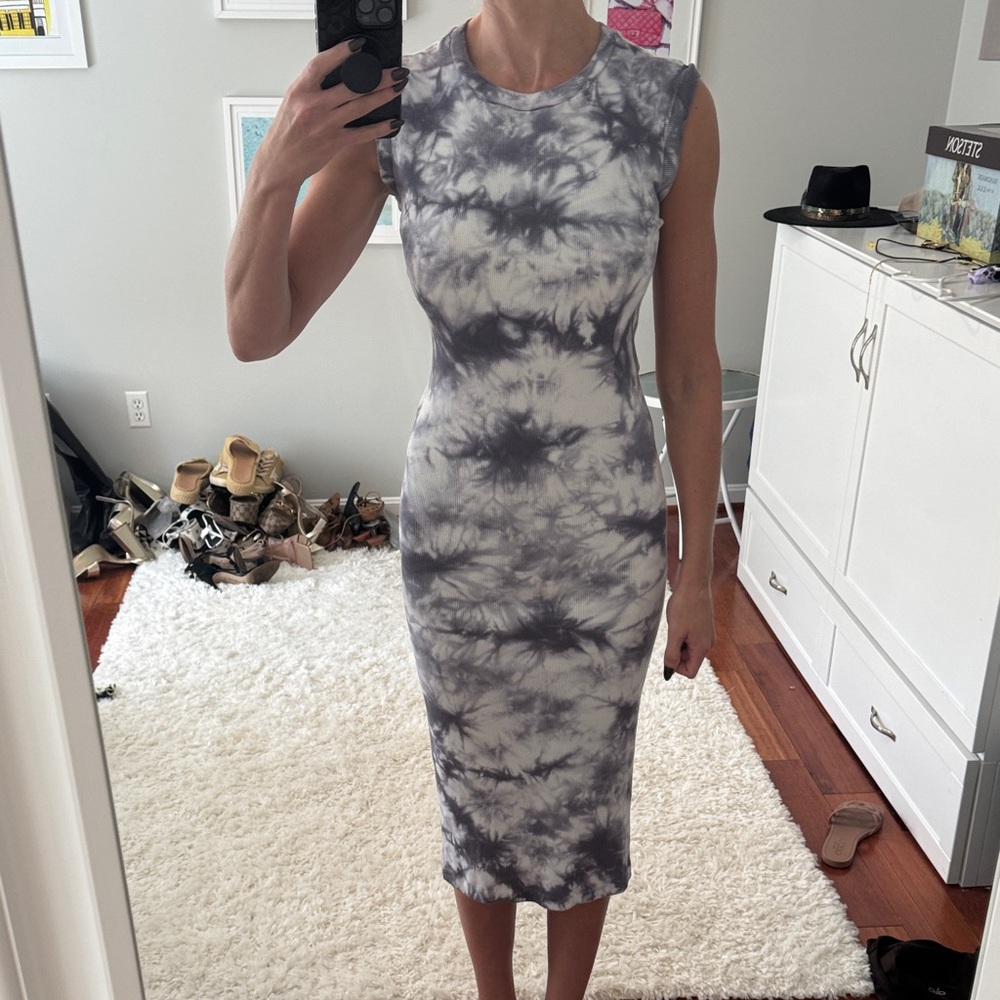 Sleeveless Gray Tie-Dye Midi Dress - Casual Bodycon